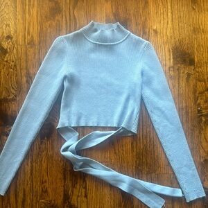 Light blue backless tie turtle neck